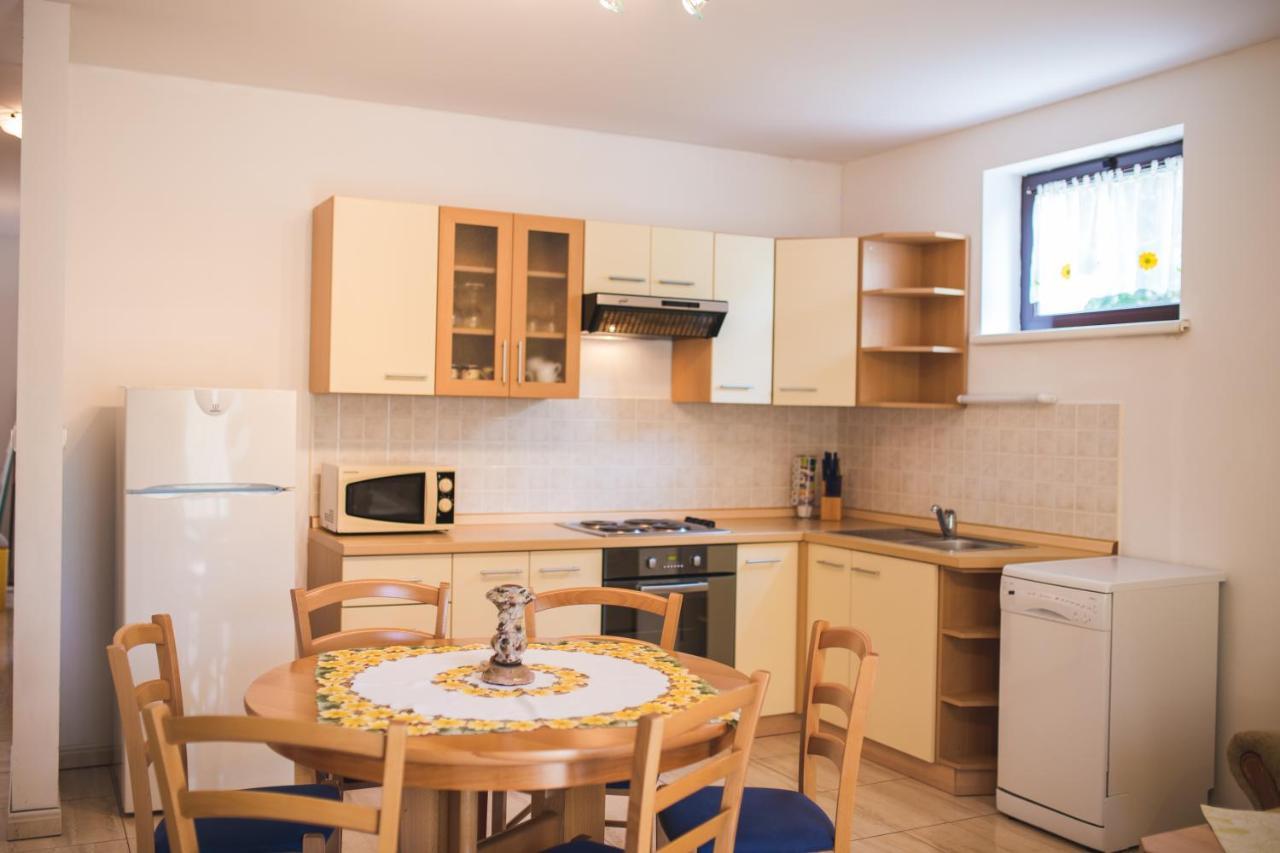 Apartmani Nada & Darko, Kampor, Rab, Hrvatska Luaran gambar