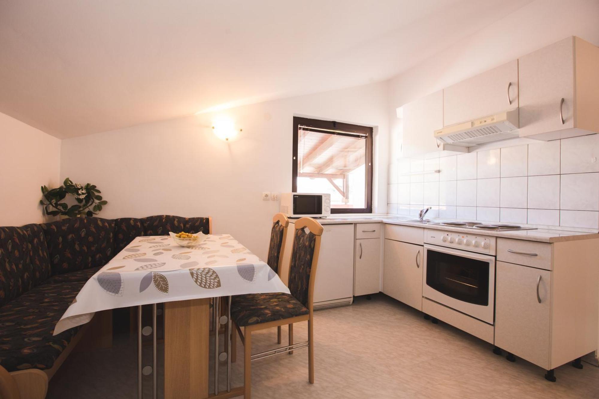 Apartmani Nada & Darko, Kampor, Rab, Hrvatska Luaran gambar